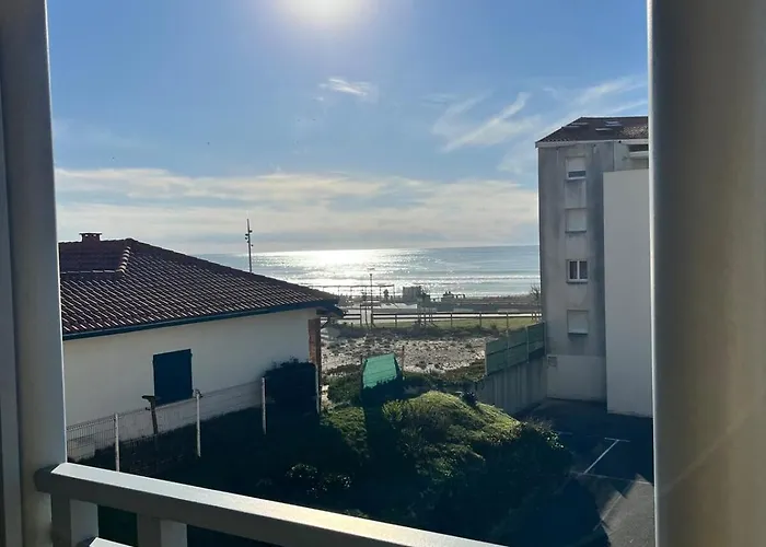 Apartment Ocean Escape *